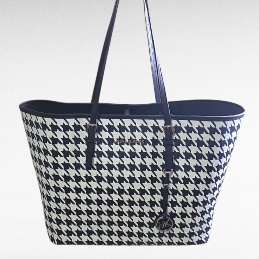Michael Kors Large Houndstooth Stylish Black and White Tote Bag - Picture 1 of 2